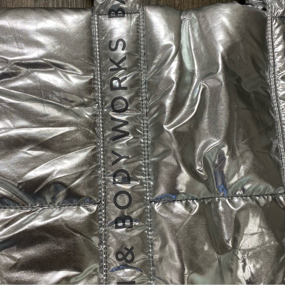 Bath & Body Works‎ Silver Tote Bag - Picture 6 of 16
